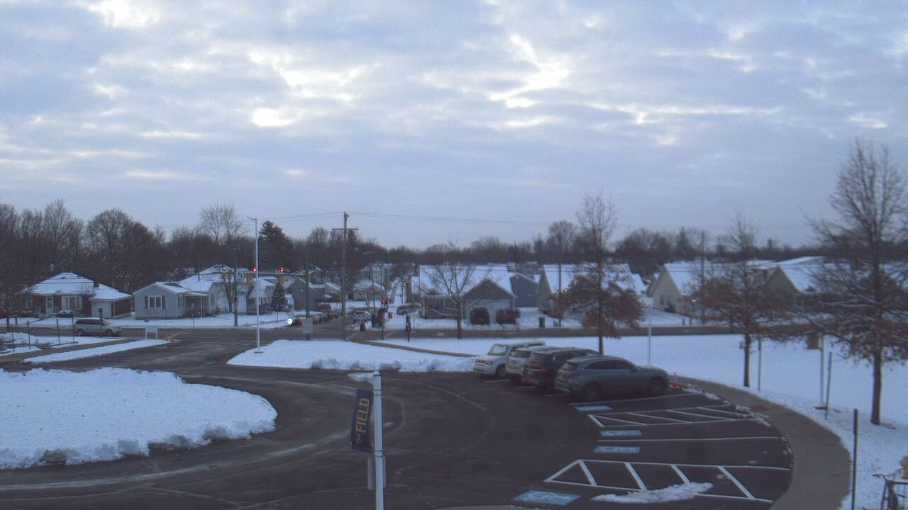 Thumbnail for current weather camera view from Lagonda ES in Springfield, Ohio