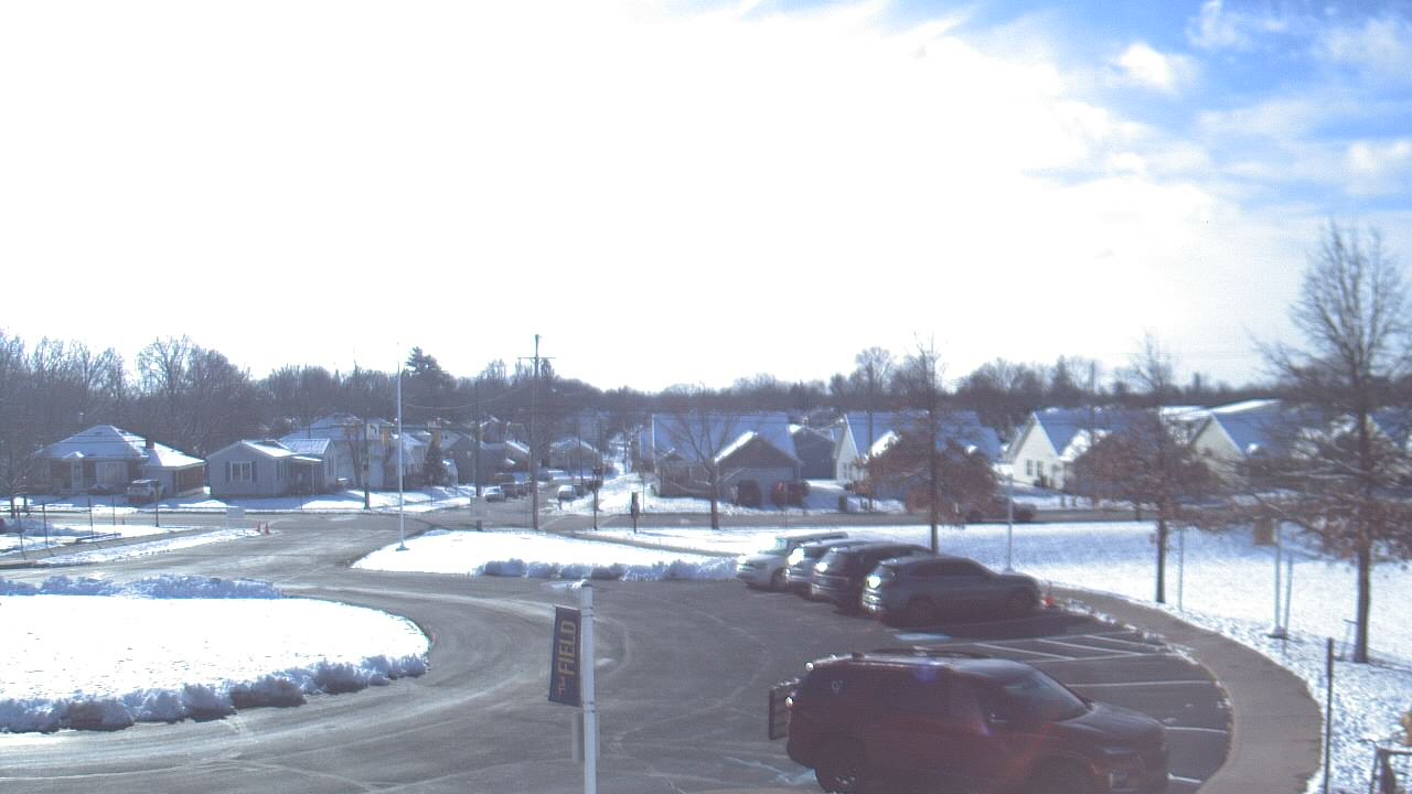 Thumbnail for current weather camera view from Lagonda ES in Springfield, Ohio