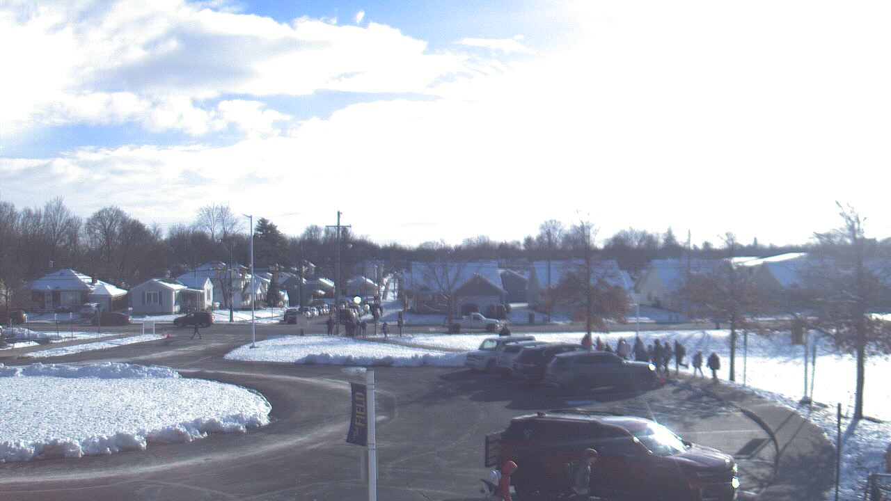 Thumbnail for current weather camera view from Lagonda ES in Springfield, Ohio