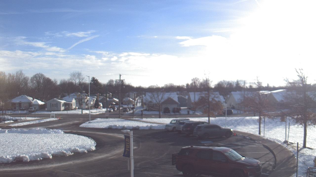 Thumbnail for current weather camera view from Lagonda ES in Springfield, Ohio
