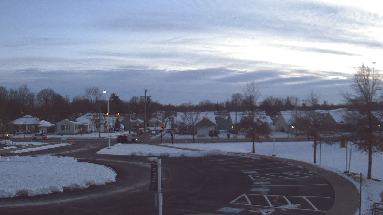 Thumbnail for current weather camera view from Lagonda ES in Springfield, Ohio