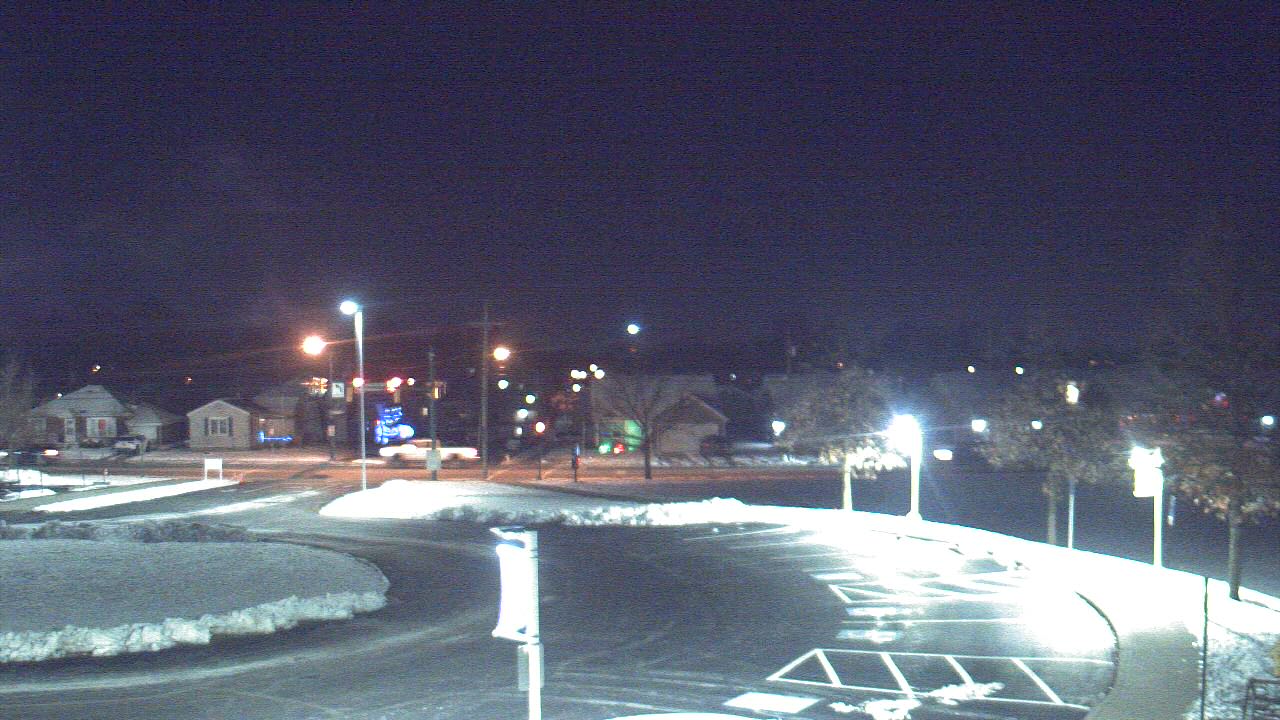 Thumbnail for current weather camera view from Lagonda ES in Springfield, Ohio