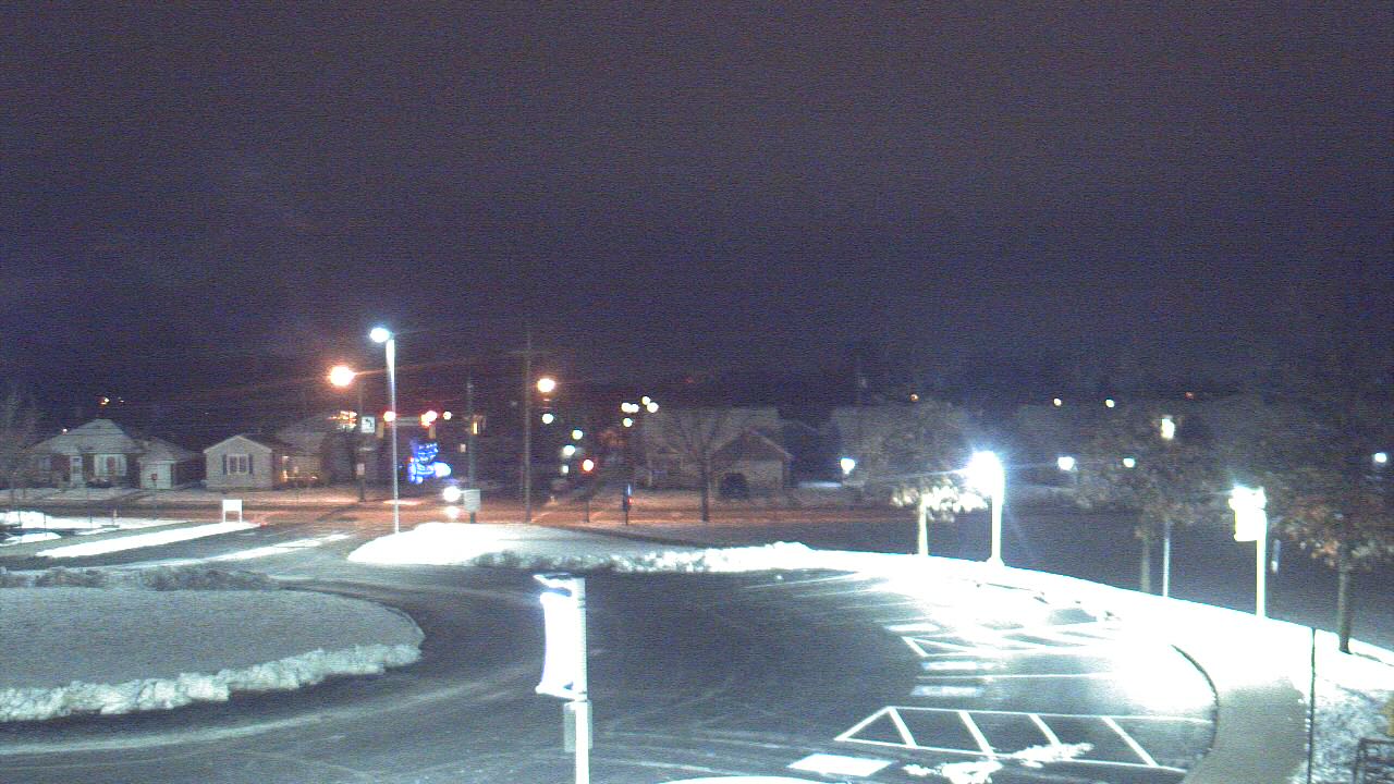 Thumbnail for current weather camera view from Lagonda ES in Springfield, Ohio