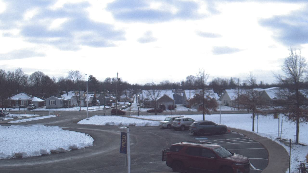 Thumbnail for current weather camera view from Lagonda ES in Springfield, Ohio