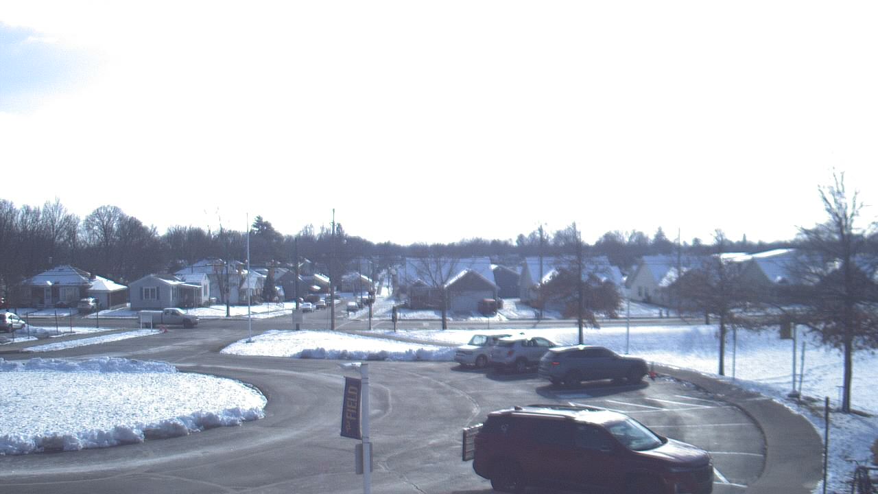 Thumbnail for current weather camera view from Lagonda ES in Springfield, Ohio