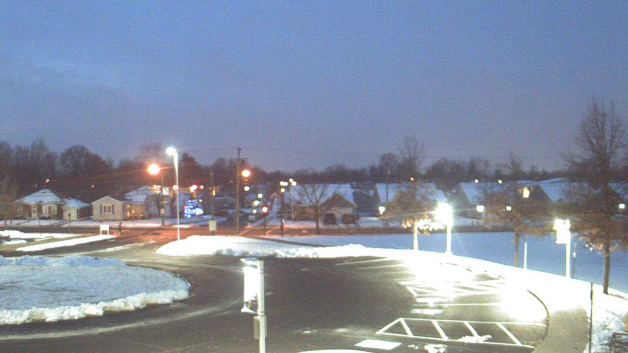 Thumbnail for current weather camera view from Lagonda ES in Springfield, Ohio