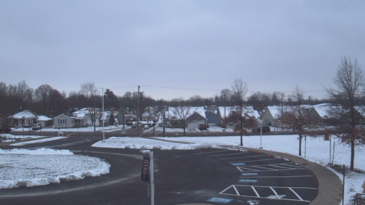 Thumbnail for current weather camera view from Lagonda ES in Springfield, Ohio