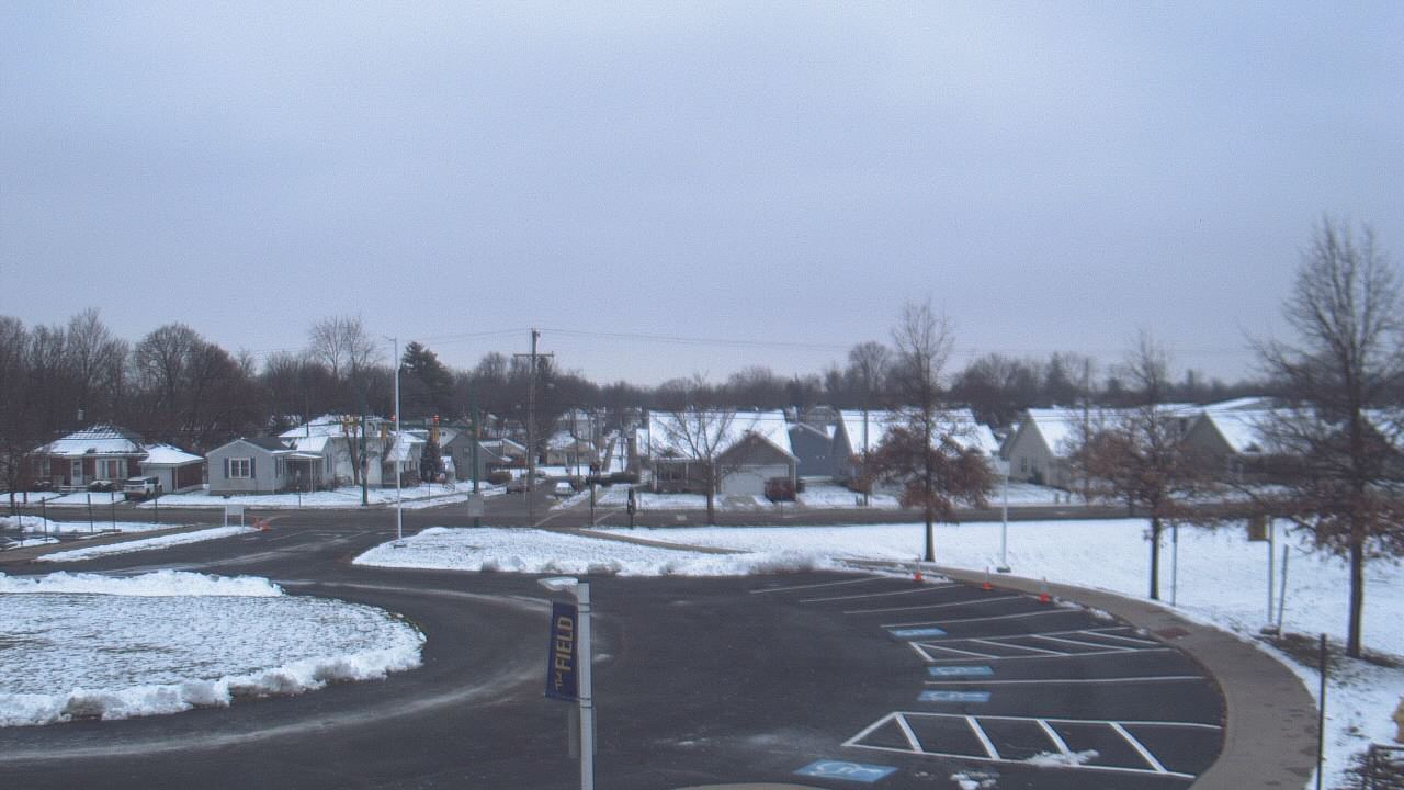 Thumbnail for current weather camera view from Lagonda ES in Springfield, Ohio