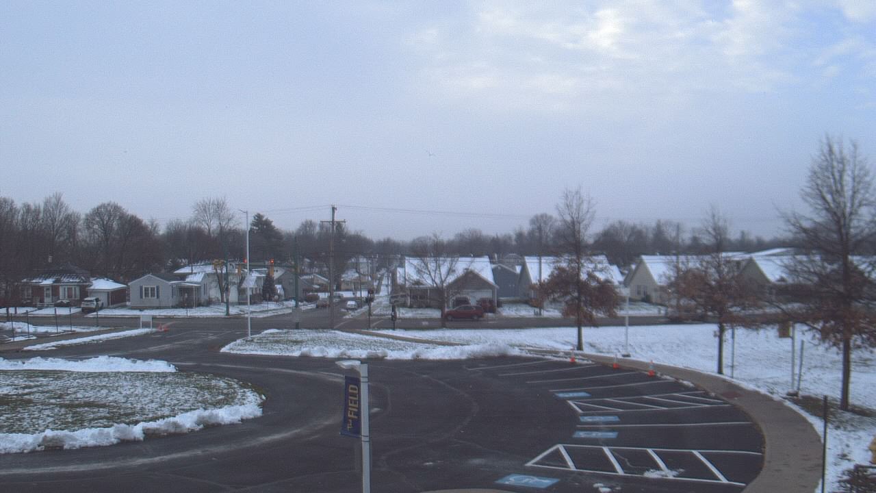 Thumbnail for current weather camera view from Lagonda ES in Springfield, Ohio