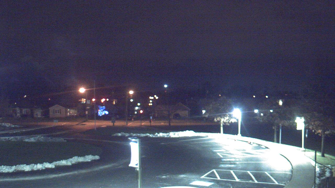 Thumbnail for current weather camera view from Lagonda ES in Springfield, Ohio