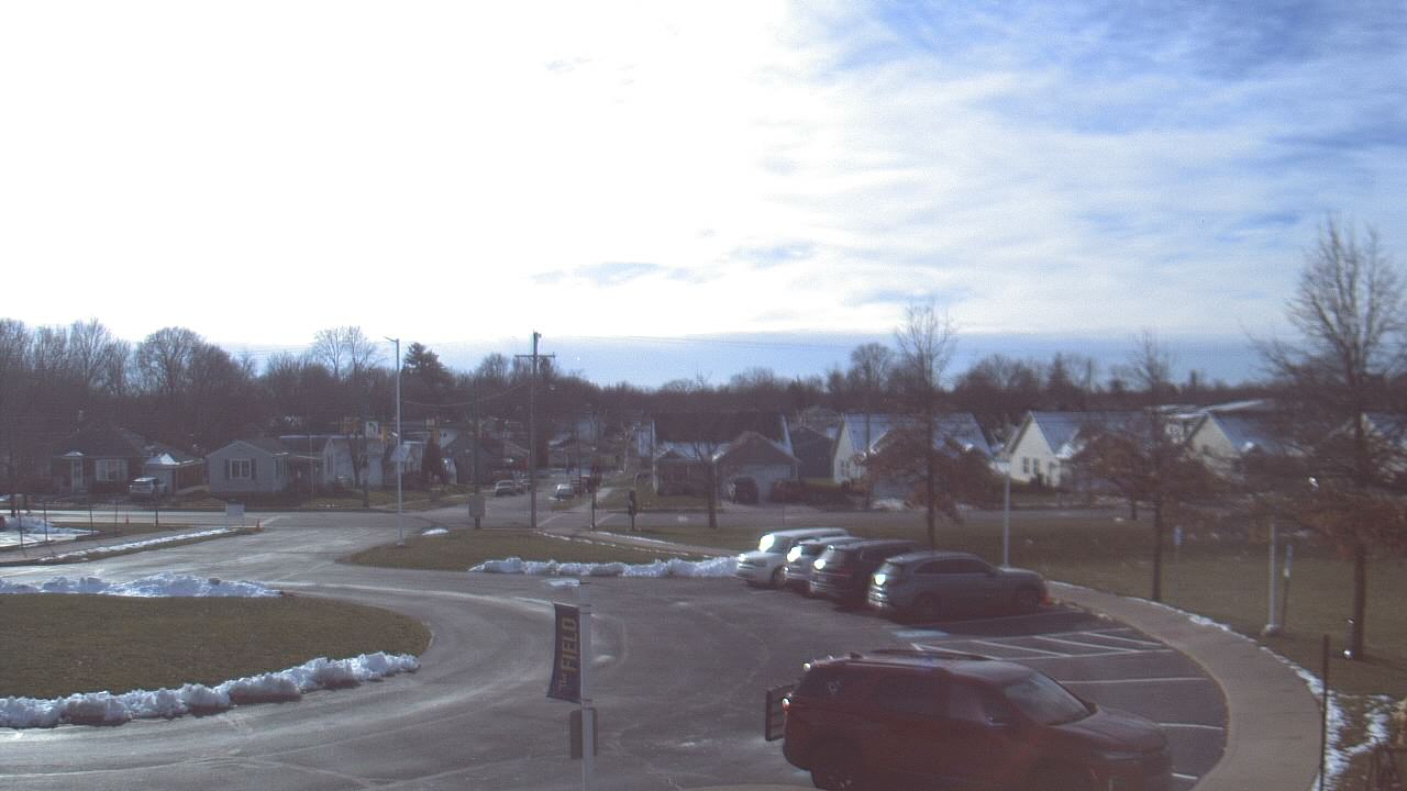 Thumbnail for current weather camera view from Lagonda ES in Springfield, Ohio