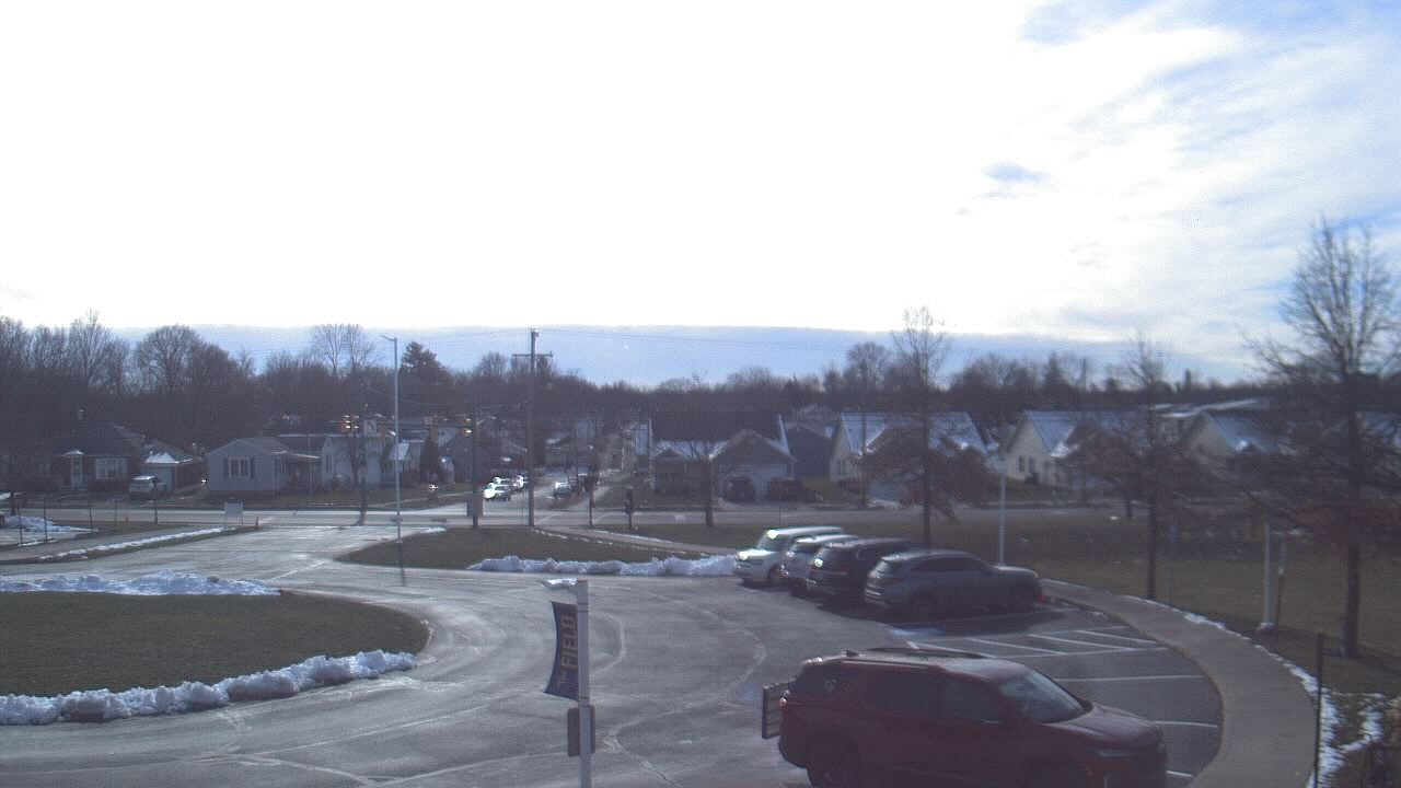 Thumbnail for current weather camera view from Lagonda ES in Springfield, Ohio