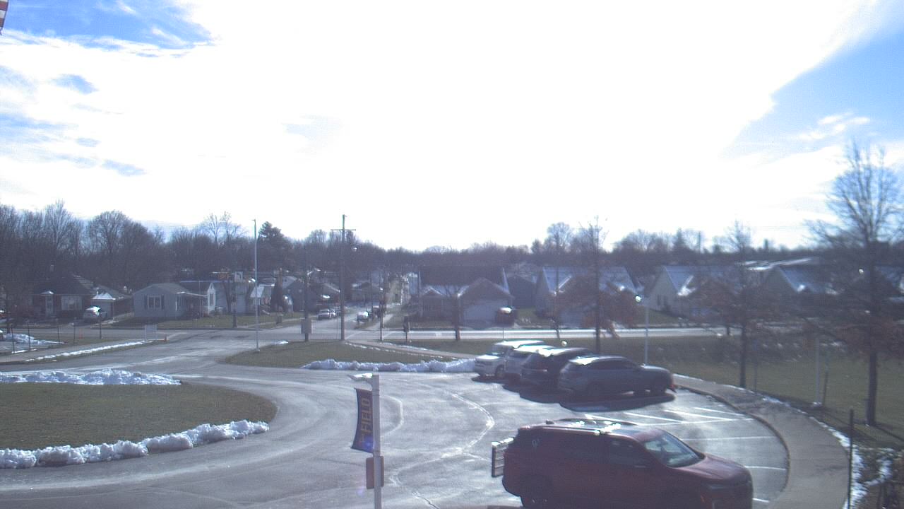 Thumbnail for current weather camera view from Lagonda ES in Springfield, Ohio