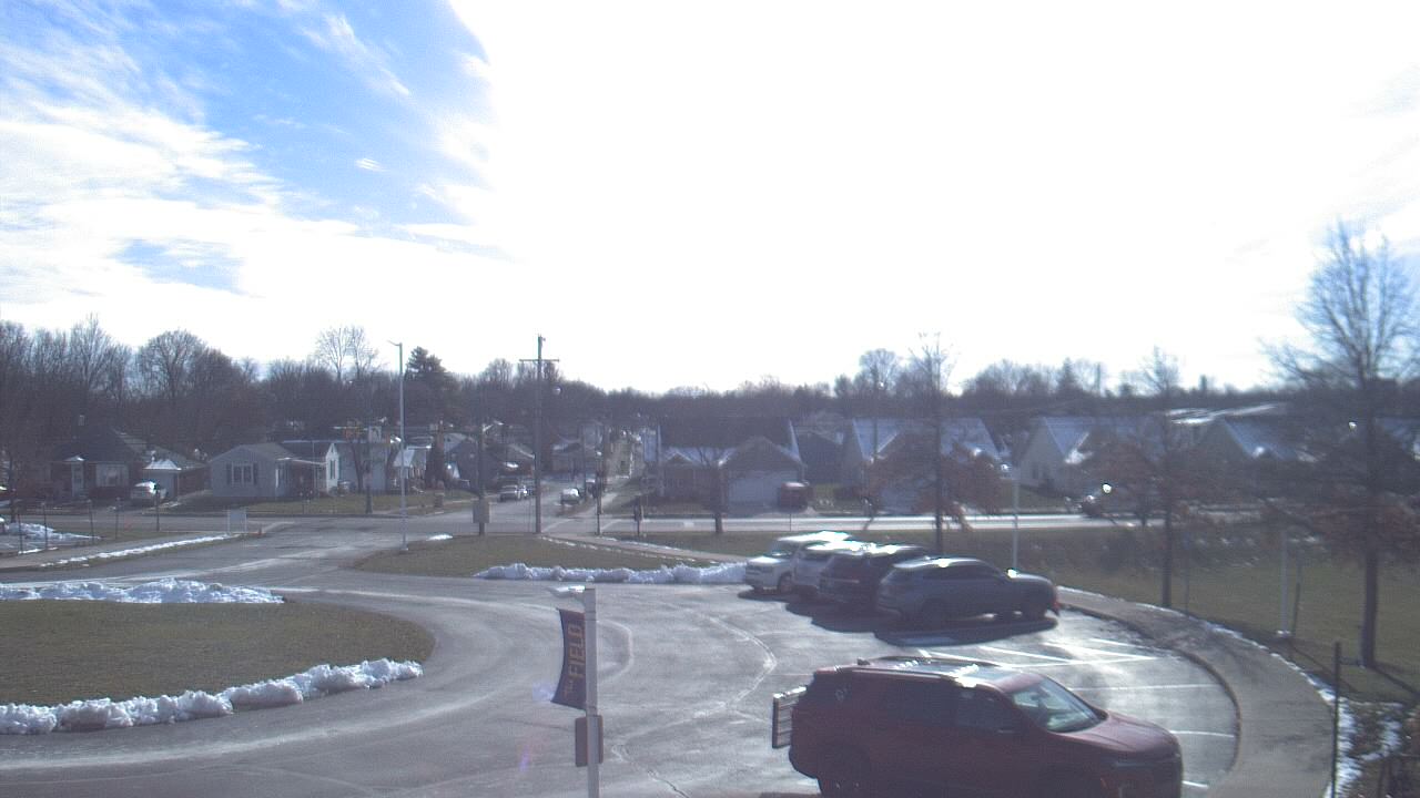 Thumbnail for current weather camera view from Lagonda ES in Springfield, Ohio