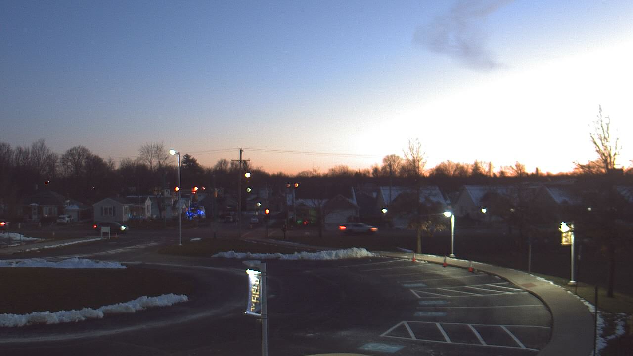 Thumbnail for current weather camera view from Lagonda ES in Springfield, Ohio