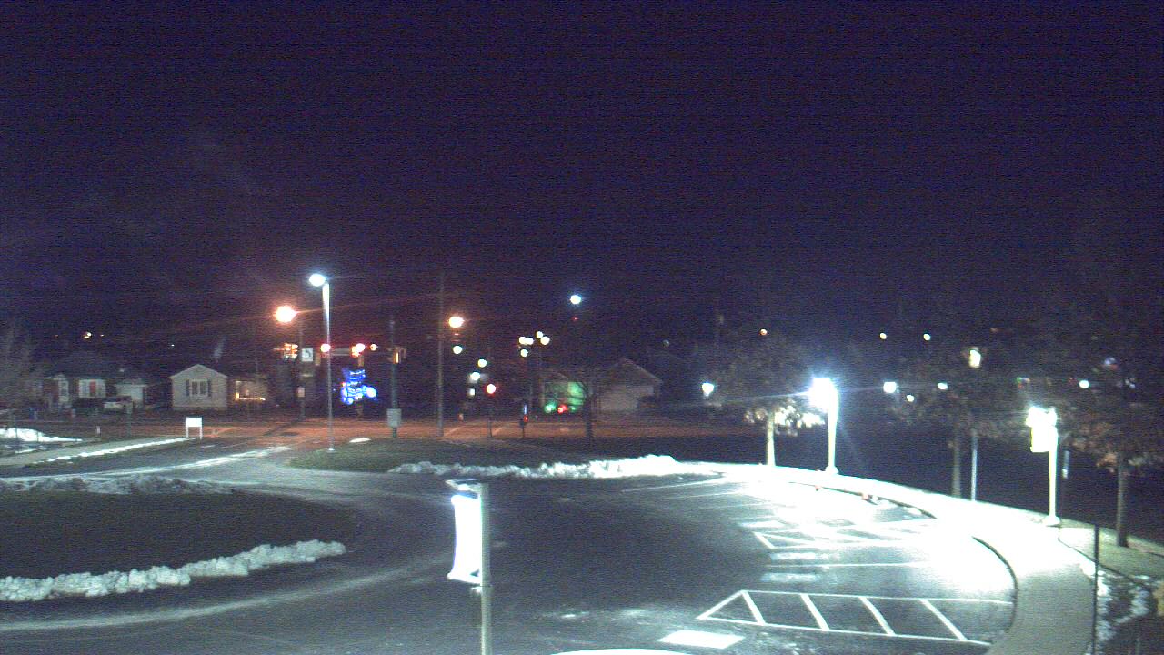 Thumbnail for current weather camera view from Lagonda ES in Springfield, Ohio