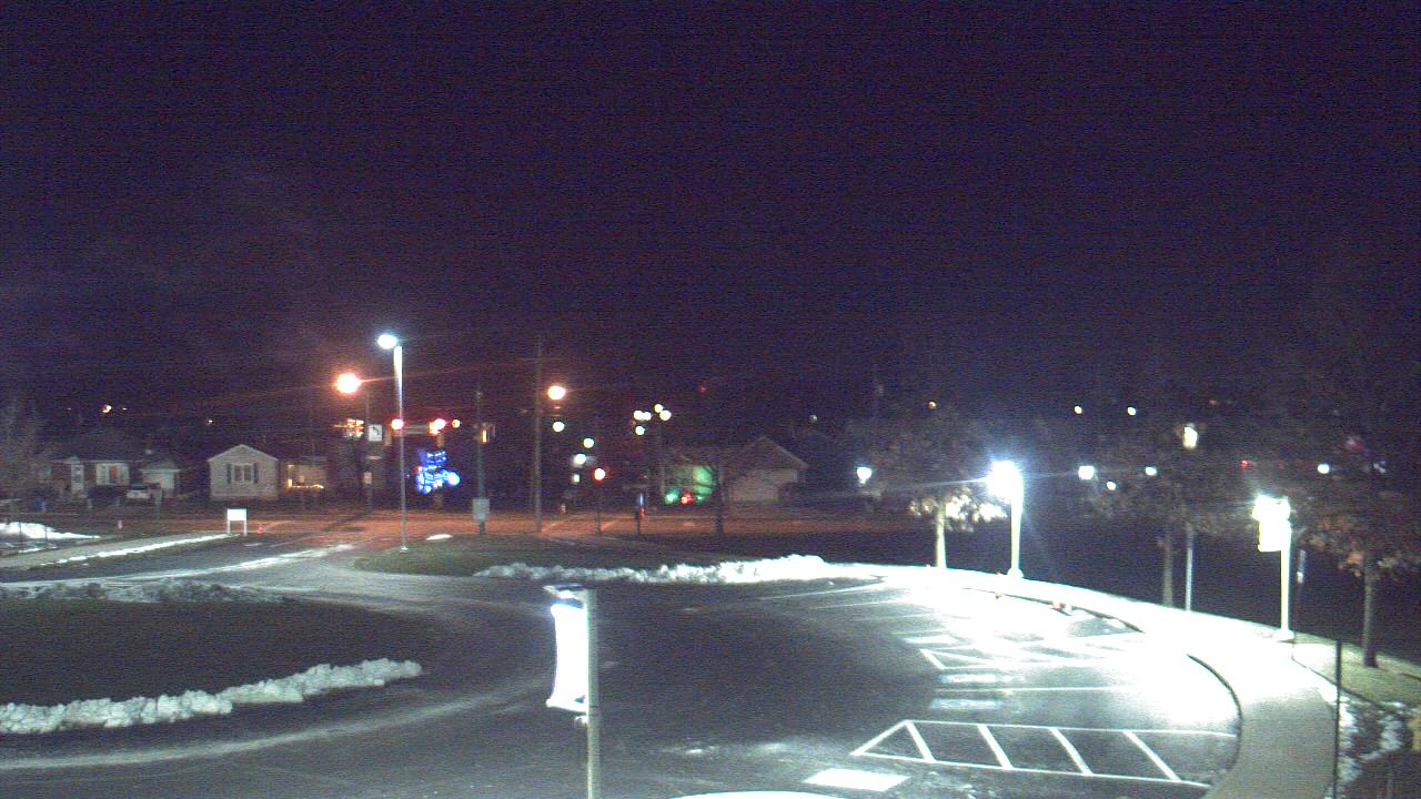 Thumbnail for current weather camera view from Lagonda ES in Springfield, Ohio