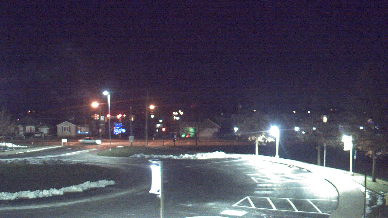 Thumbnail for current weather camera view from Lagonda ES in Springfield, Ohio