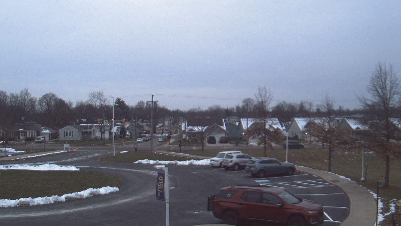 Thumbnail for current weather camera view from Lagonda ES in Springfield, Ohio