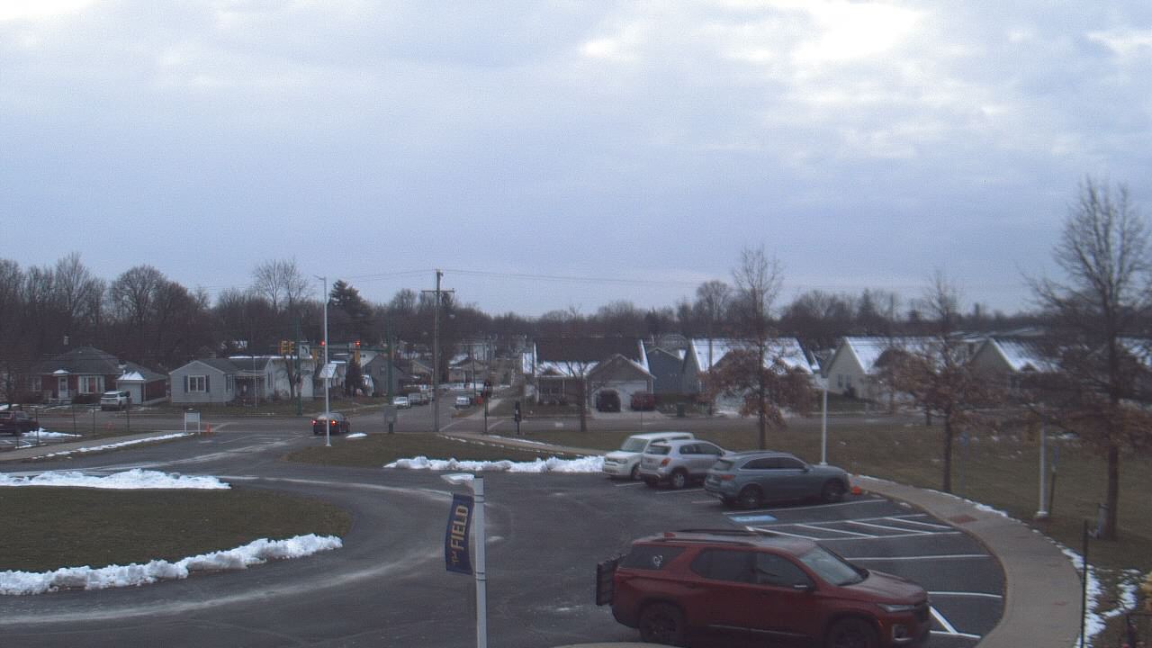 Thumbnail for current weather camera view from Lagonda ES in Springfield, Ohio