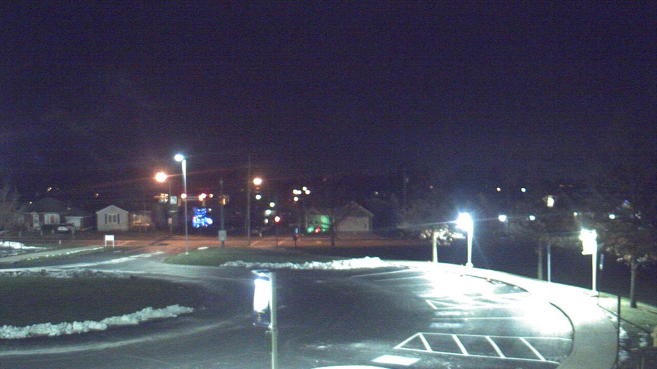 Thumbnail for current weather camera view from Lagonda ES in Springfield, Ohio