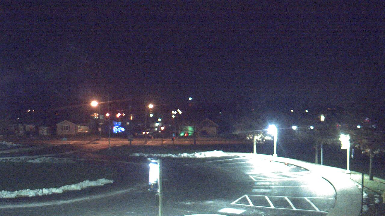 Thumbnail for current weather camera view from Lagonda ES in Springfield, Ohio