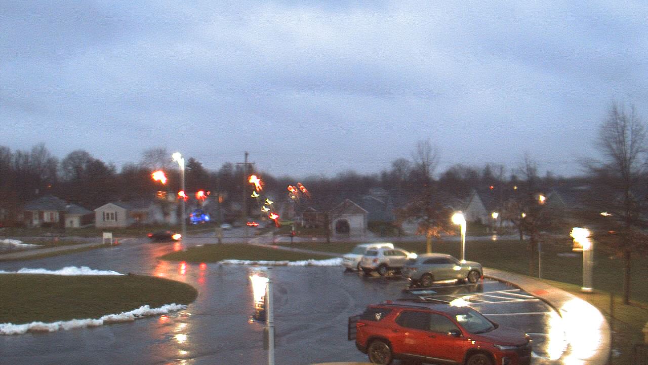 Thumbnail for current weather camera view from Lagonda ES in Springfield, Ohio