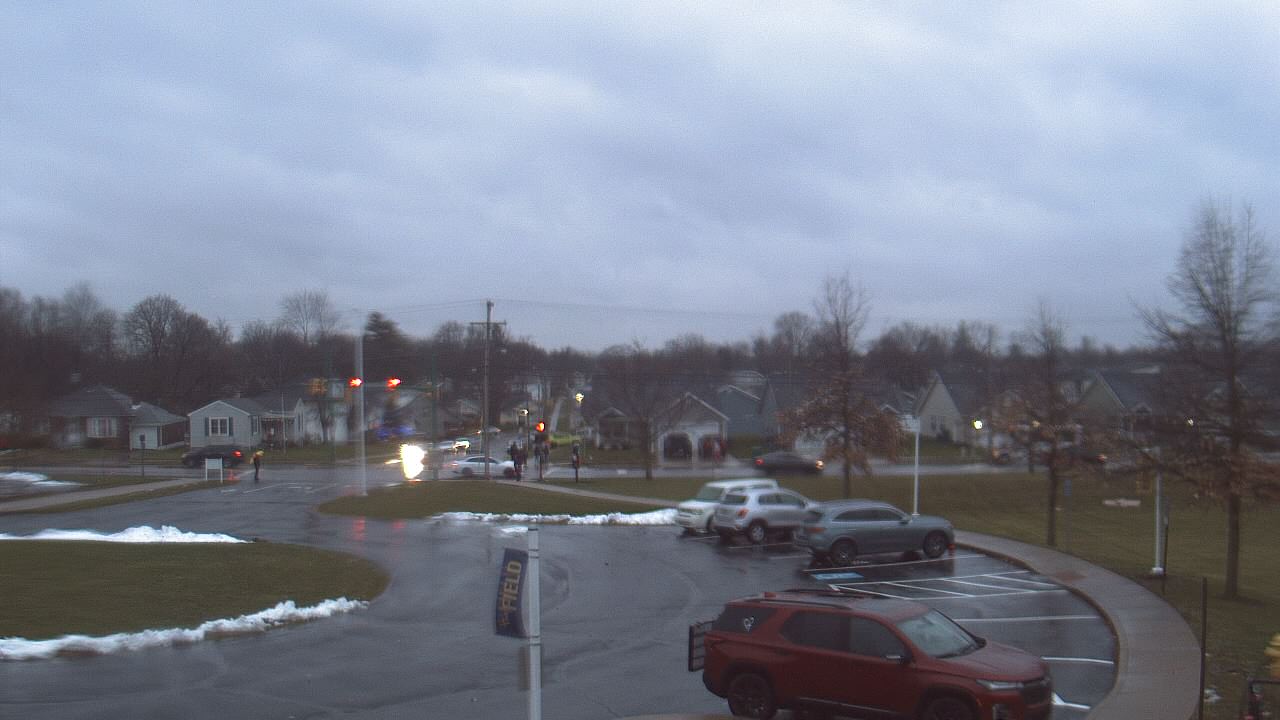 Thumbnail for current weather camera view from Lagonda ES in Springfield, Ohio
