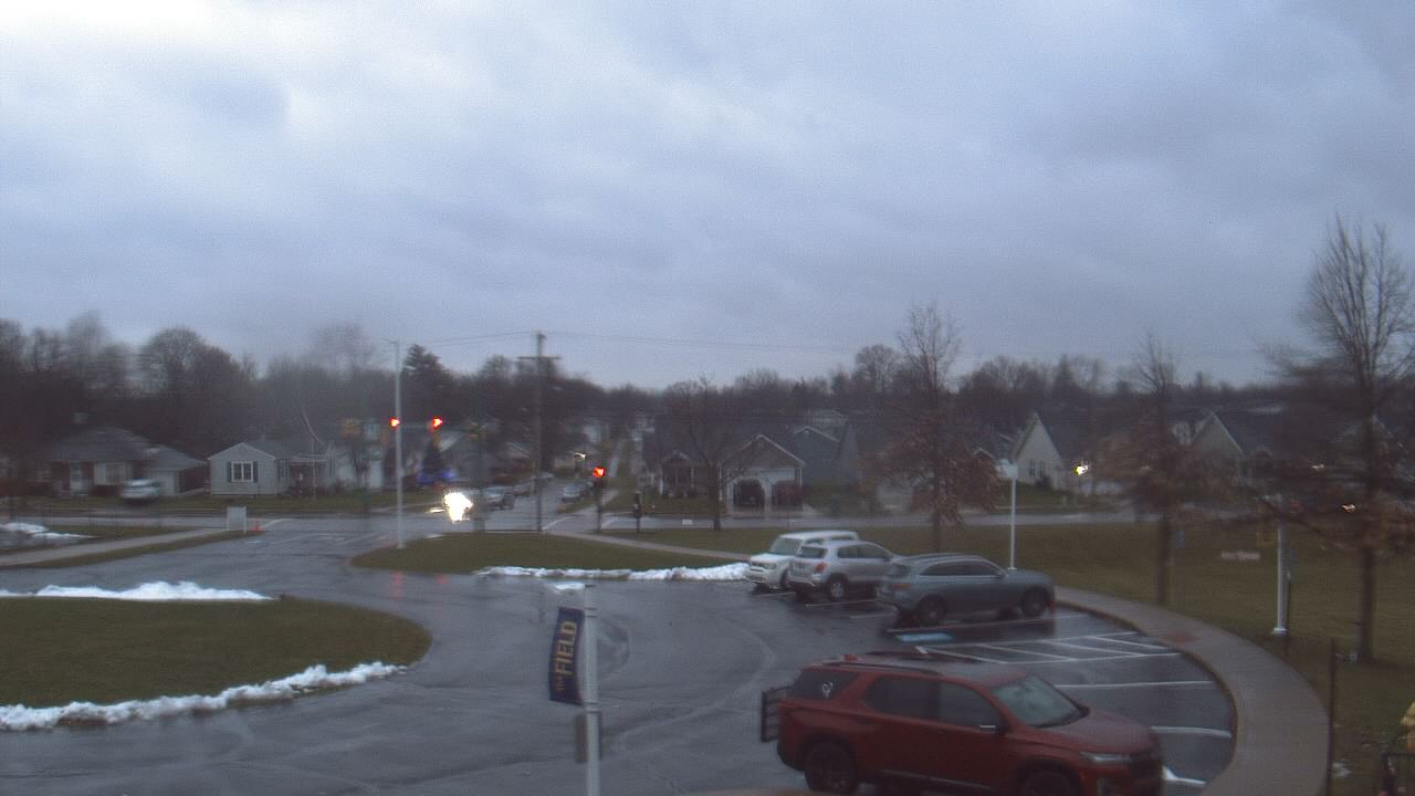 Thumbnail for current weather camera view from Lagonda ES in Springfield, Ohio