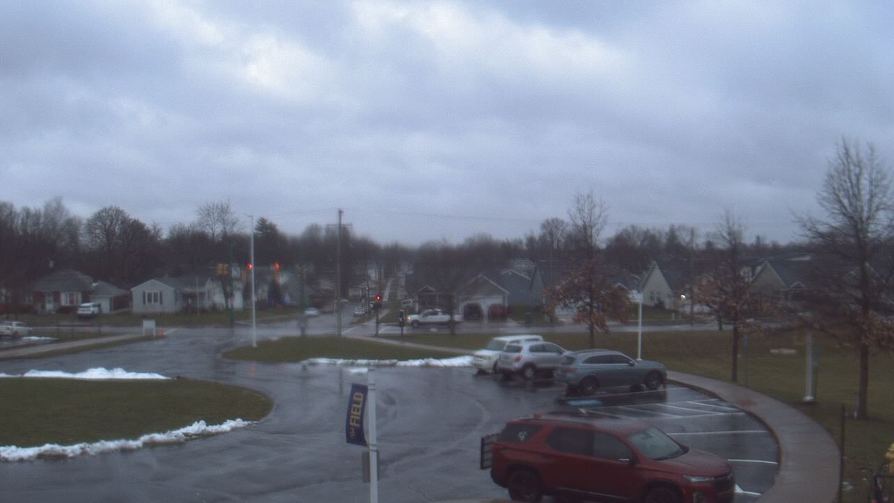 Thumbnail for current weather camera view from Lagonda ES in Springfield, Ohio