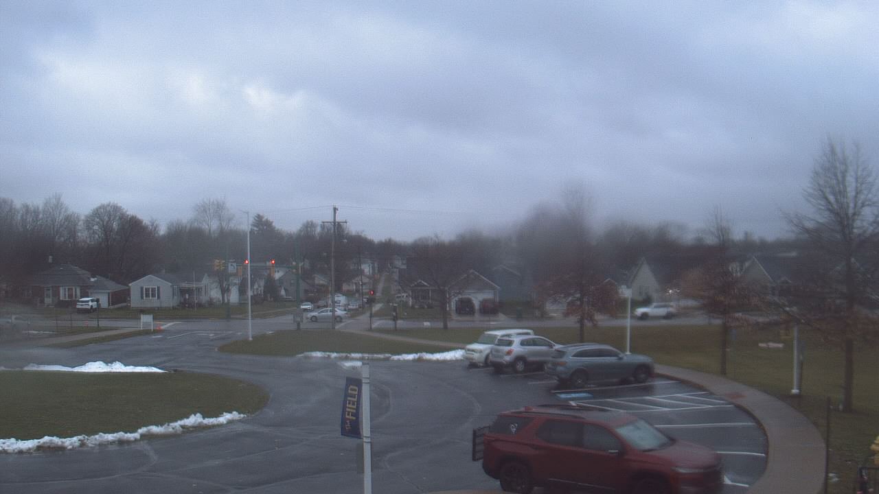 Thumbnail for current weather camera view from Lagonda ES in Springfield, Ohio