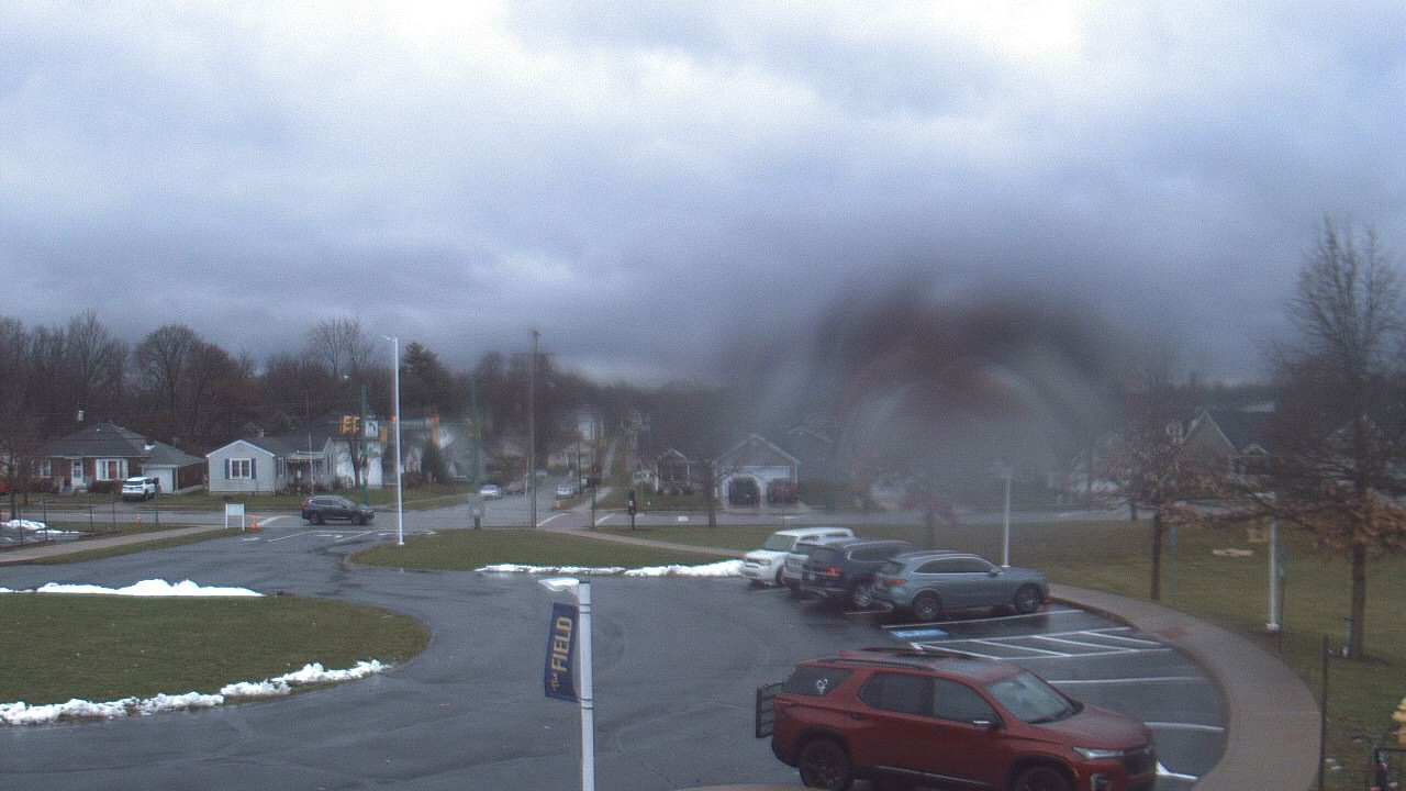 Thumbnail for current weather camera view from Lagonda ES in Springfield, Ohio