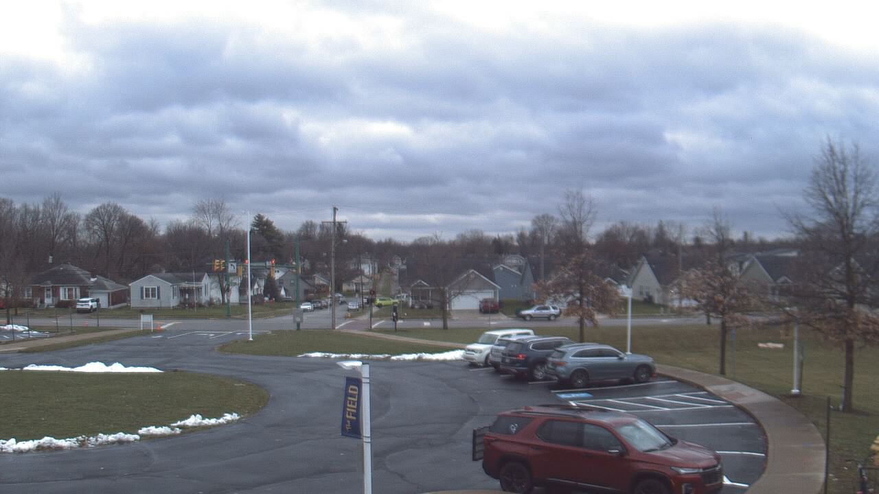 Thumbnail for current weather camera view from Lagonda ES in Springfield, Ohio