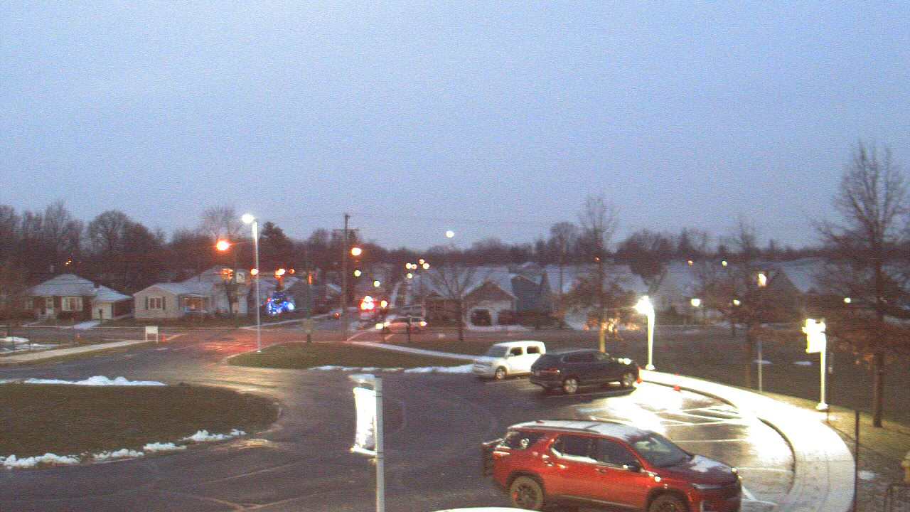 Thumbnail for current weather camera view from Lagonda ES in Springfield, Ohio