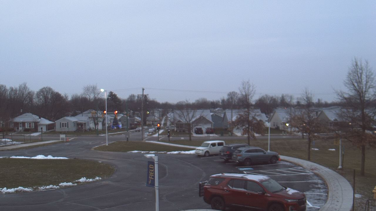 Thumbnail for current weather camera view from Lagonda ES in Springfield, Ohio