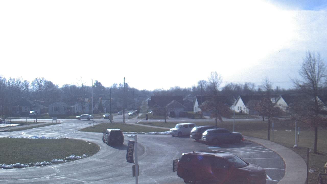 Thumbnail for current weather camera view from Lagonda ES in Springfield, Ohio