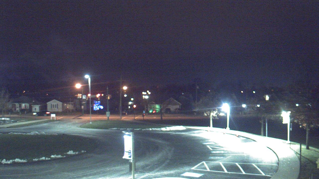 Thumbnail for current weather camera view from Lagonda ES in Springfield, Ohio