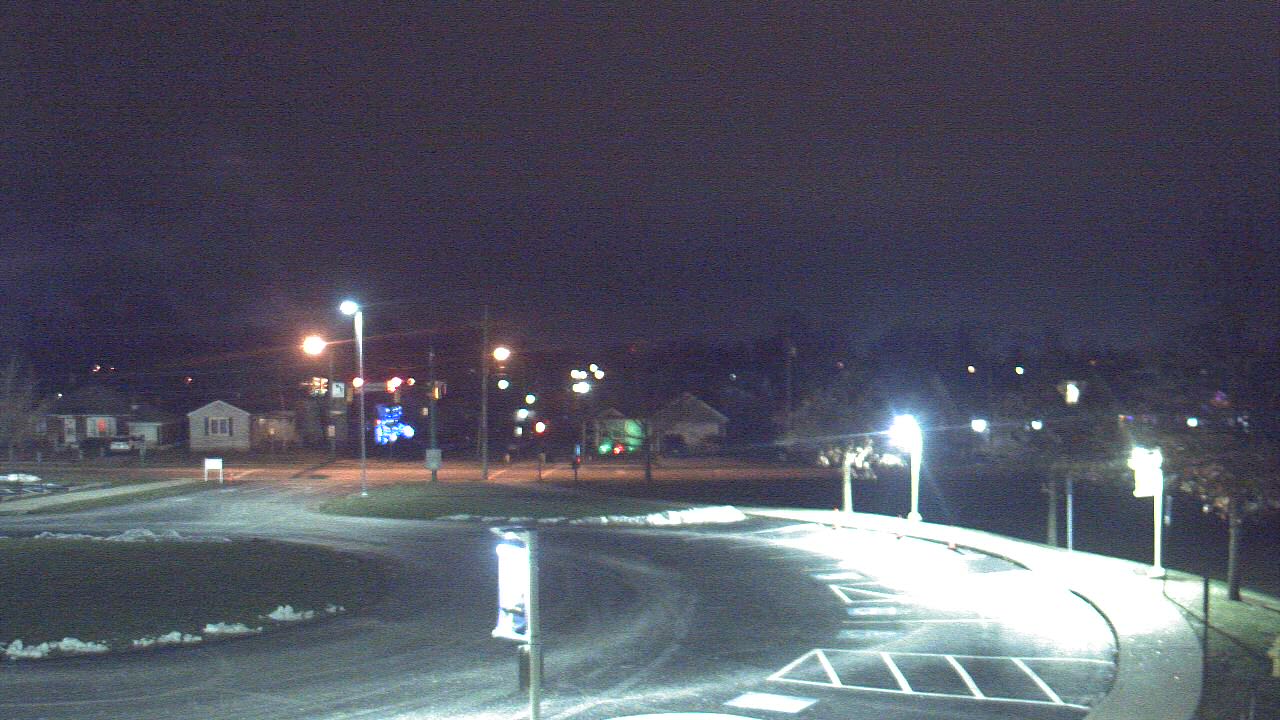 Thumbnail for current weather camera view from Lagonda ES in Springfield, Ohio