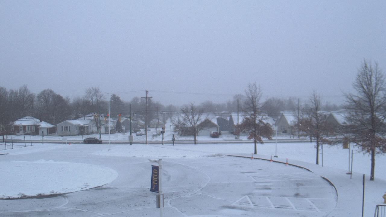 Thumbnail for current weather camera view from Lagonda ES in Springfield, Ohio