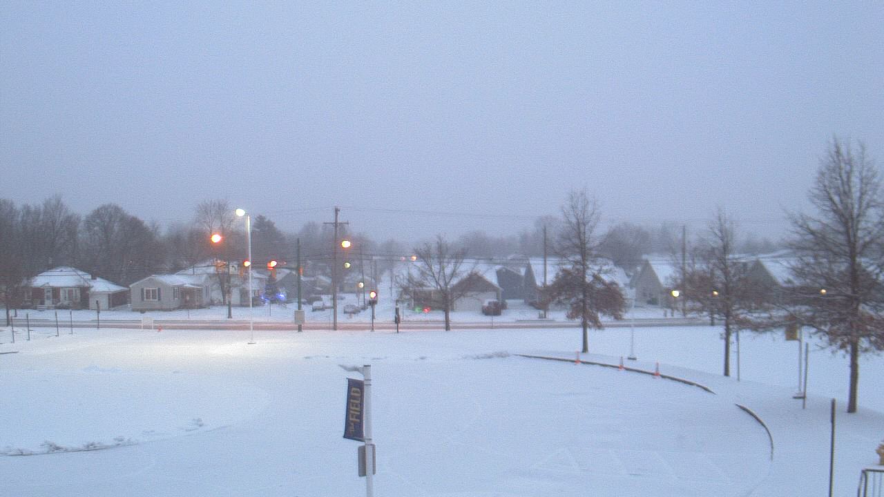 Thumbnail for current weather camera view from Lagonda ES in Springfield, Ohio