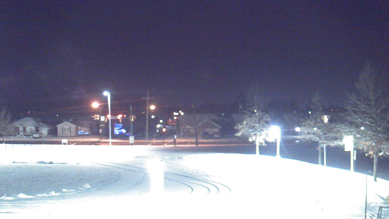 Thumbnail for current weather camera view from Lagonda ES in Springfield, Ohio