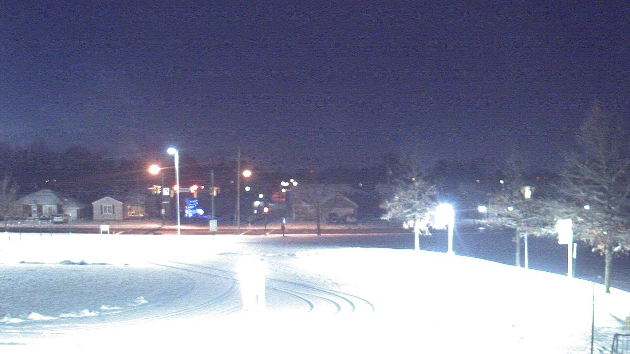 Thumbnail for current weather camera view from Lagonda ES in Springfield, Ohio