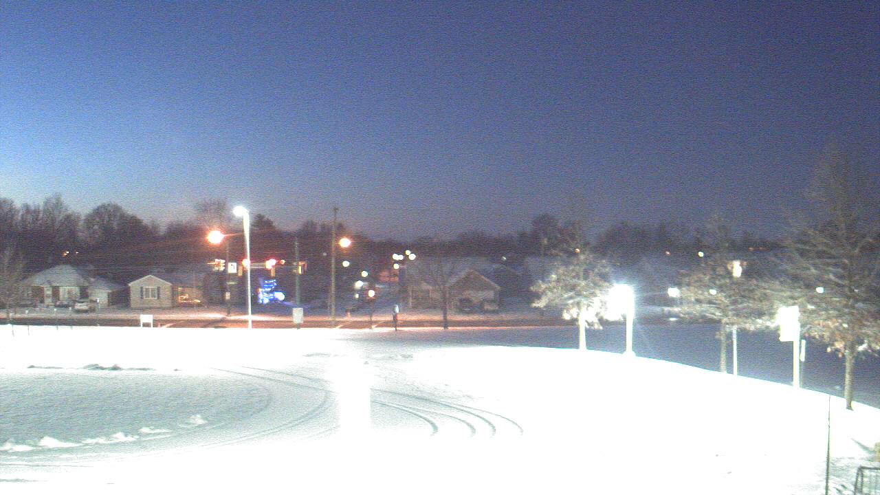 Thumbnail for current weather camera view from Lagonda ES in Springfield, Ohio