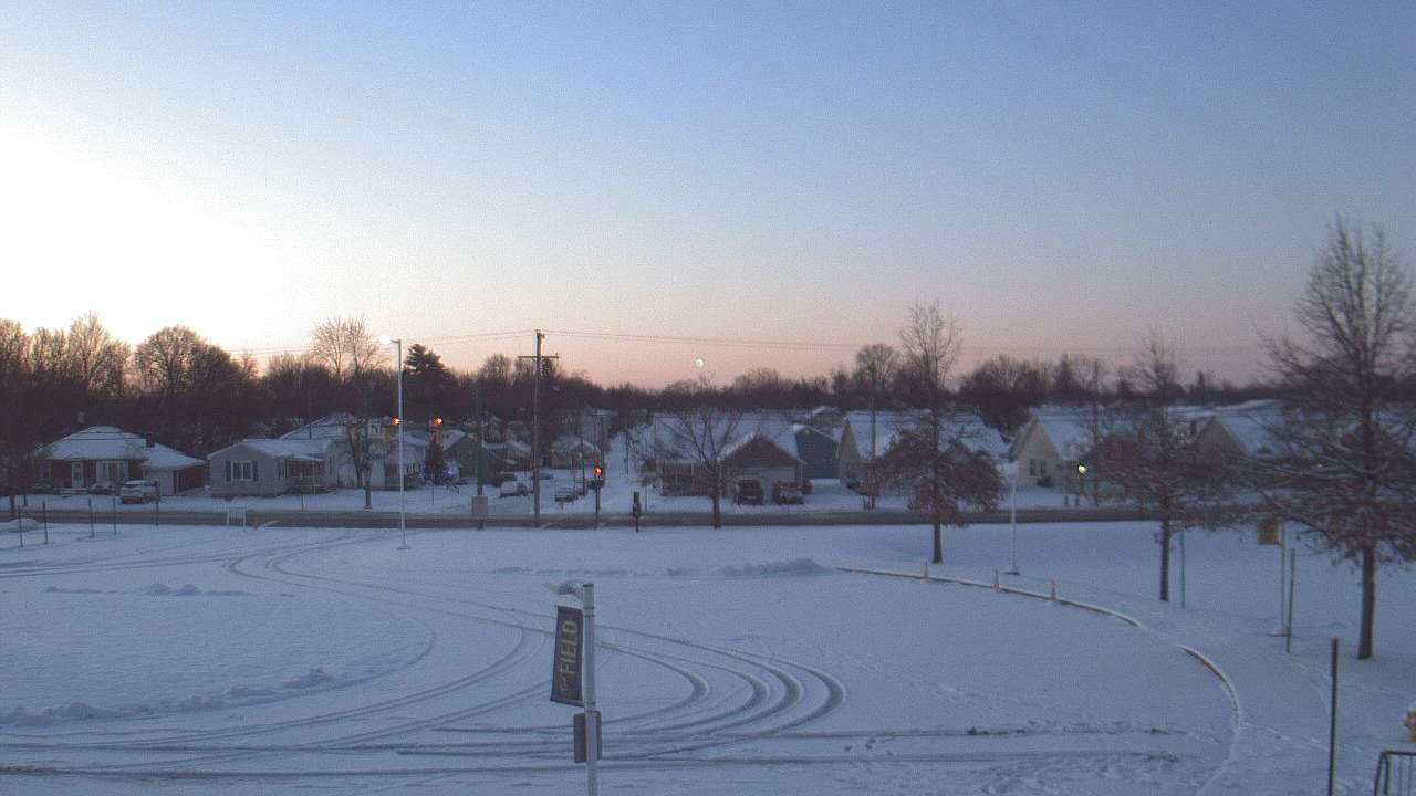 Thumbnail for current weather camera view from Lagonda ES in Springfield, Ohio