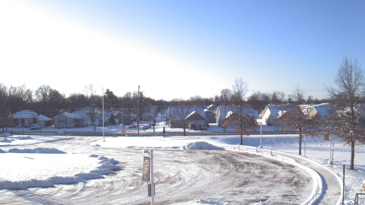 Thumbnail for current weather camera view from Lagonda ES in Springfield, Ohio