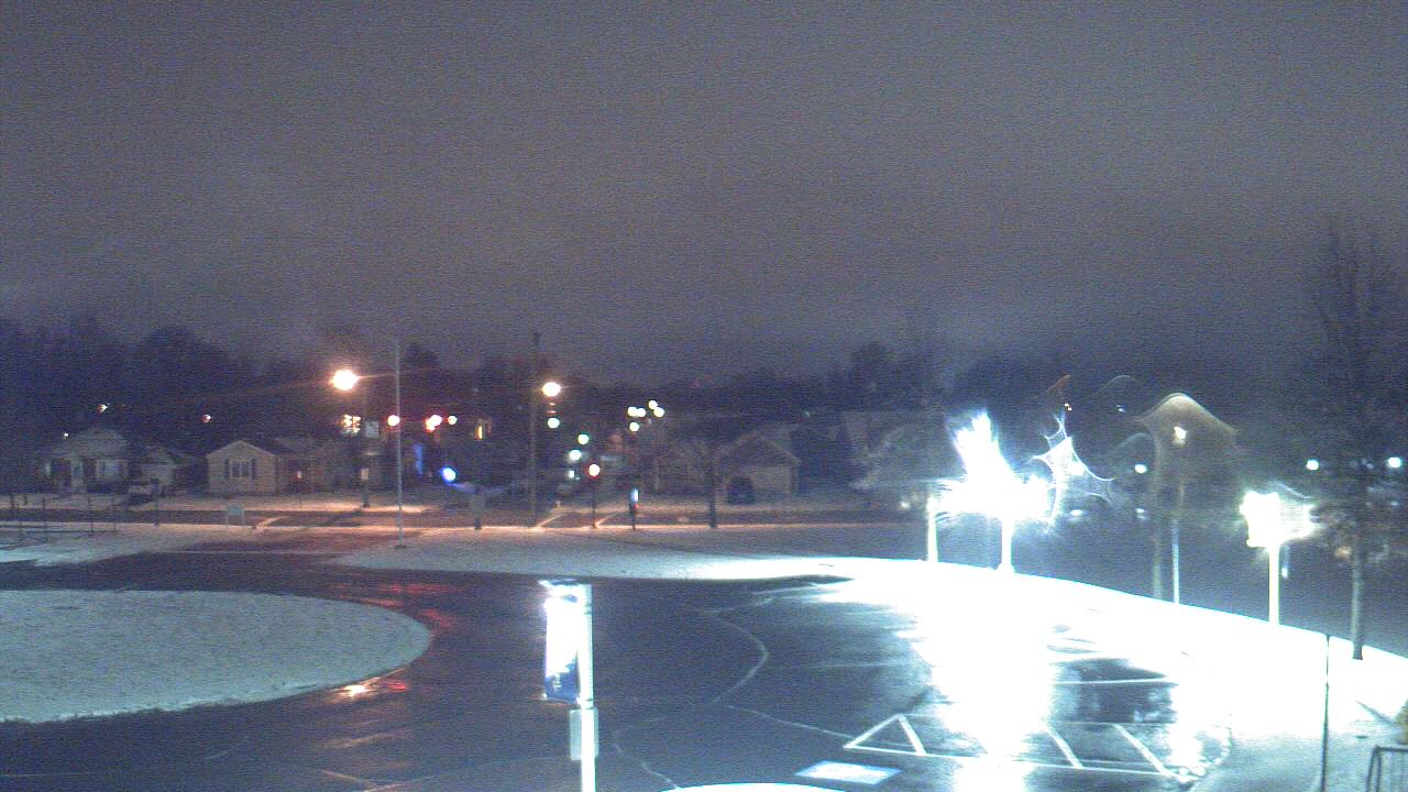 Thumbnail for current weather camera view from Lagonda ES in Springfield, Ohio