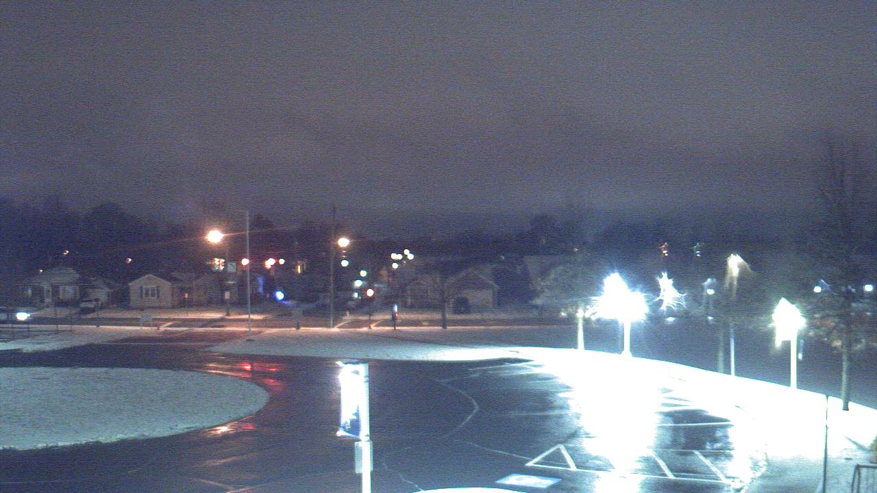 Thumbnail for current weather camera view from Lagonda ES in Springfield, Ohio