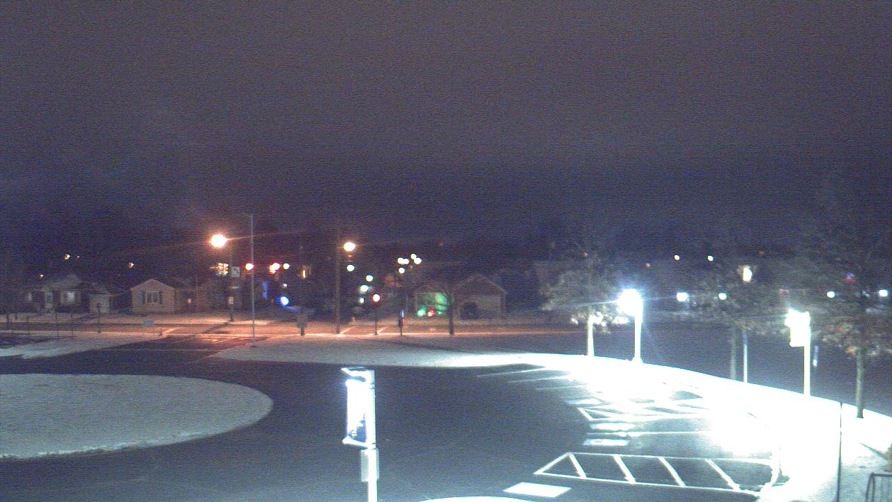 Thumbnail for current weather camera view from Lagonda ES in Springfield, Ohio
