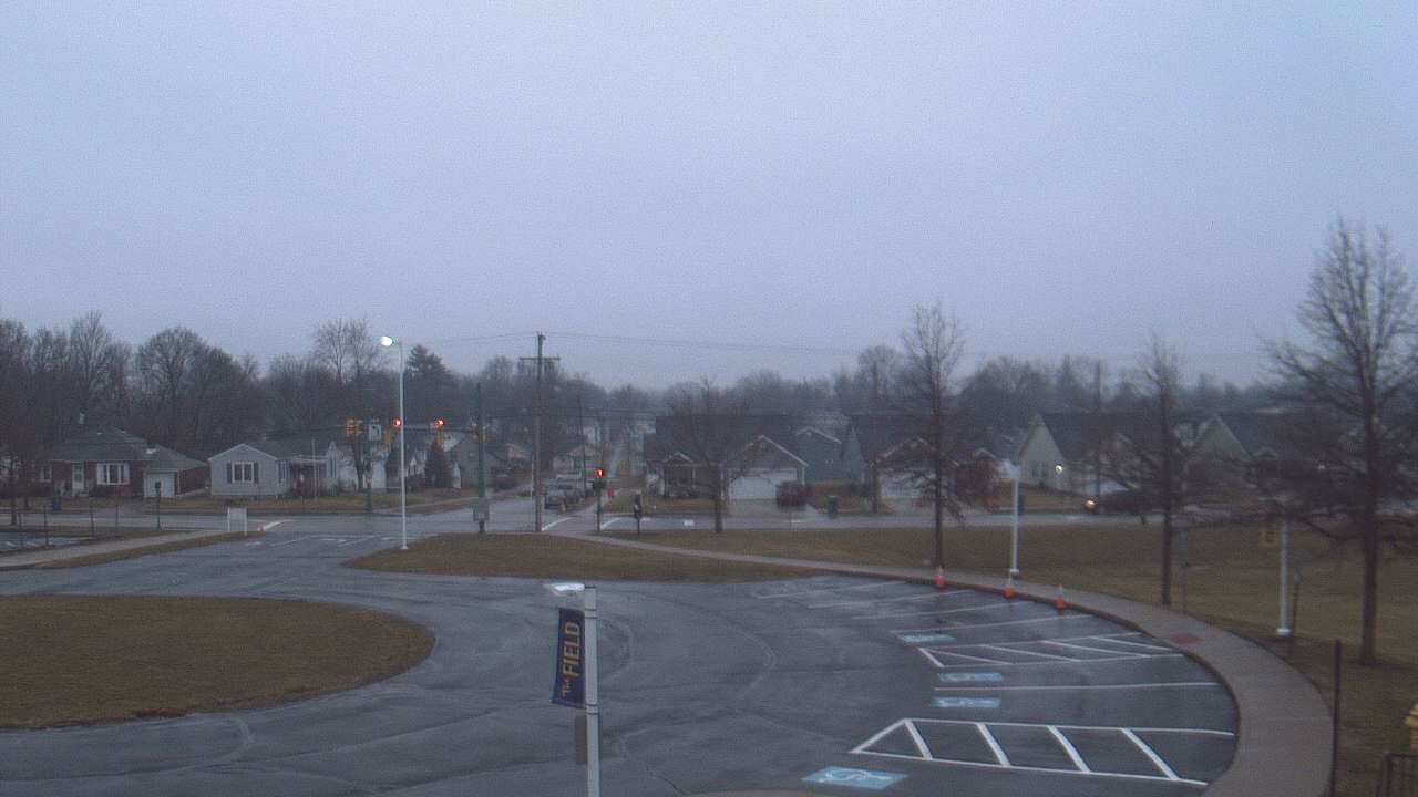 Thumbnail for current weather camera view from Lagonda ES in Springfield, Ohio