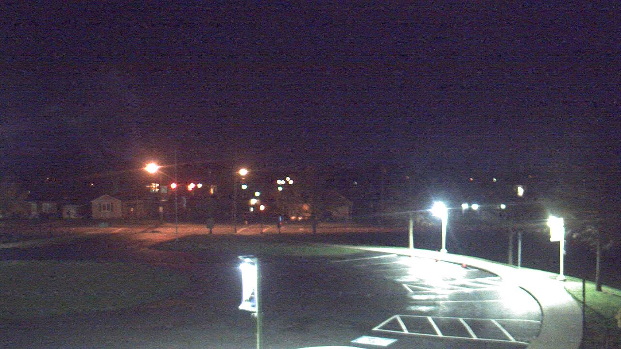 Thumbnail for current weather camera view from Lagonda ES in Springfield, Ohio